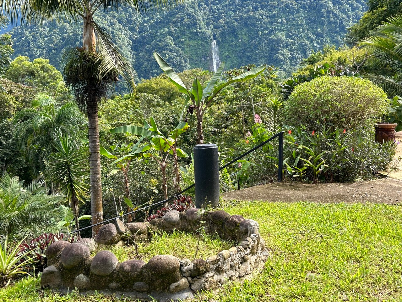 Waterfall View Cabin Estate, Perez Zeledon, San Jose