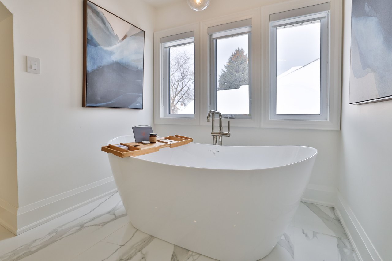 2464 Deer Run Avenue