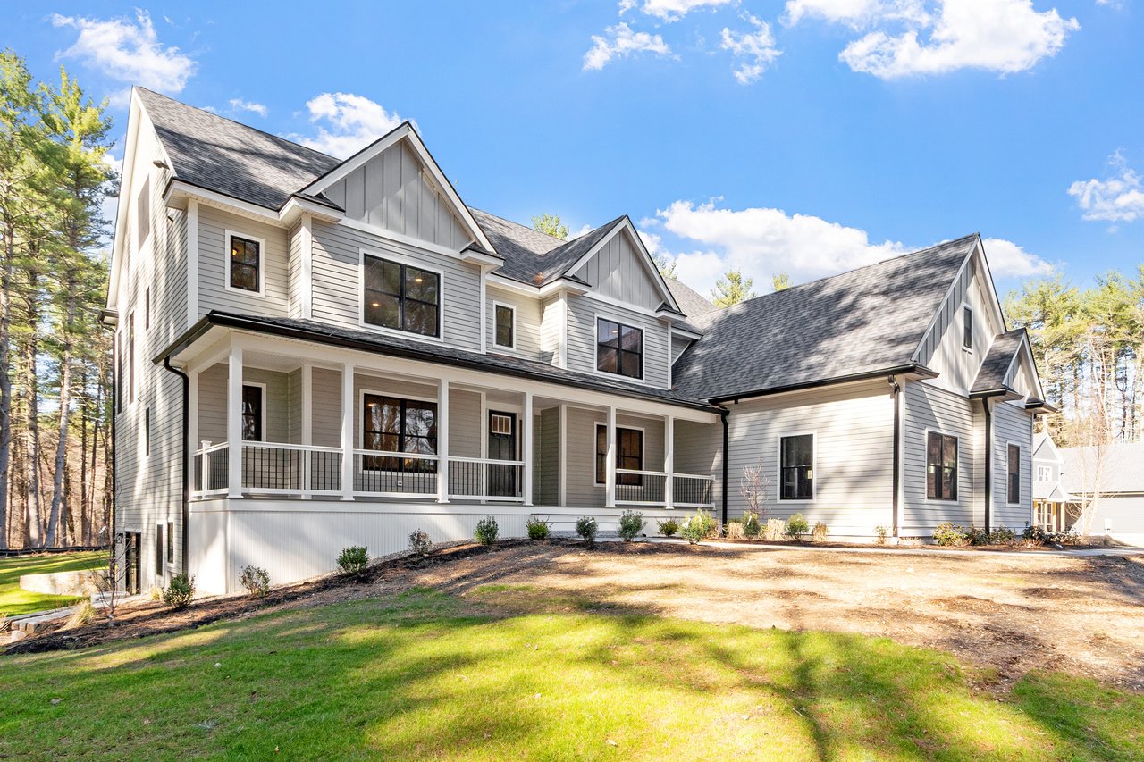 383 East Riding Drive