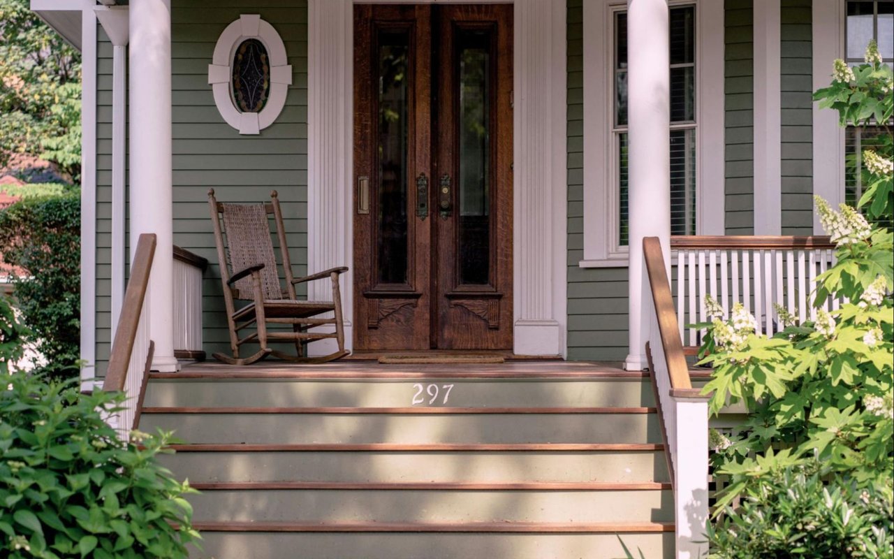 Decoding the Relationship Between Home Age and Market Value