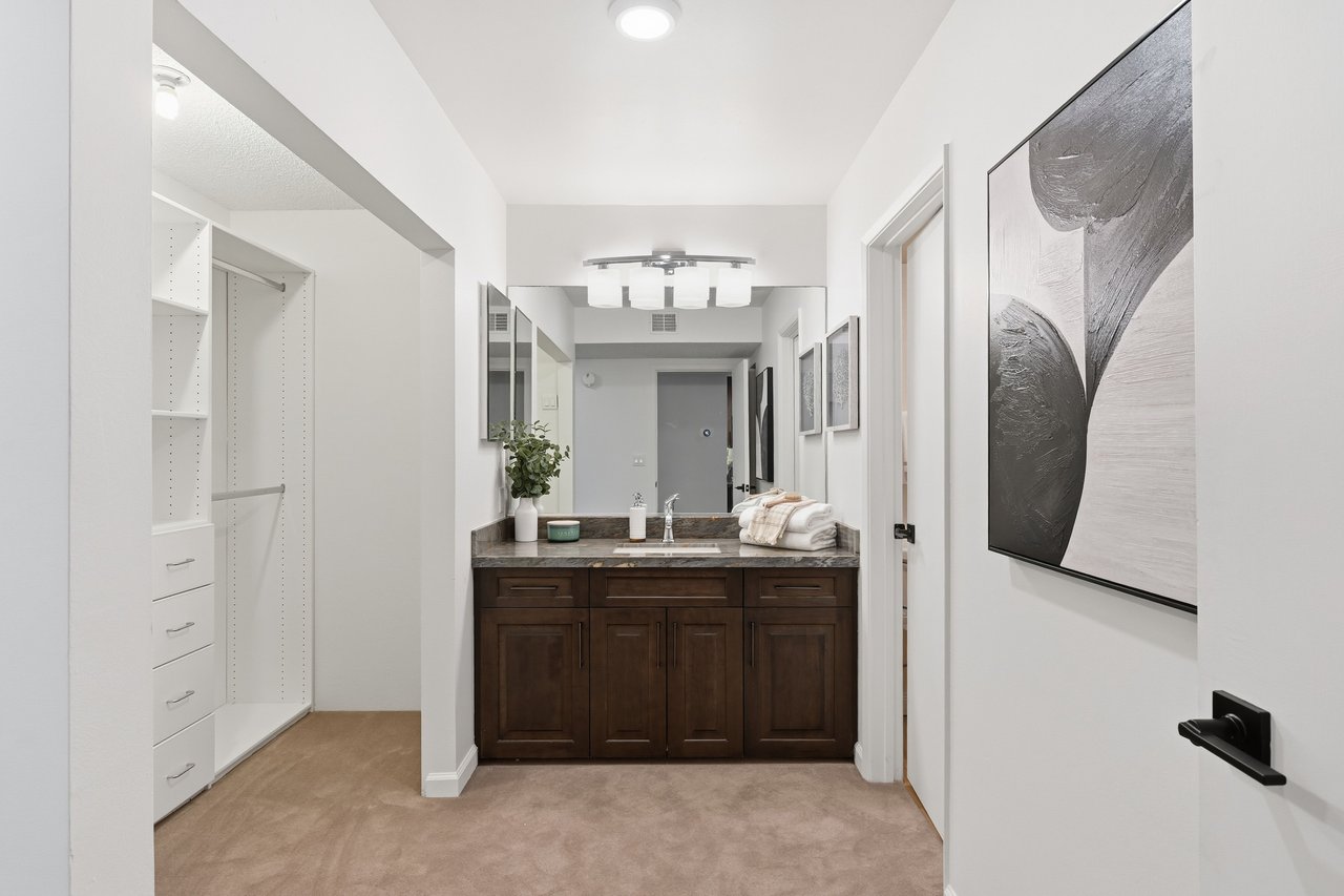 855 La Playa Street 366