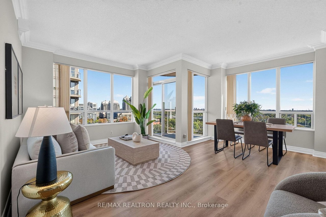 NORTH YORK LUXURY 