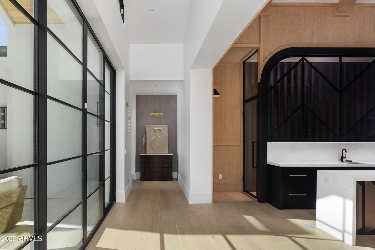 5636 E CABALLO Drive