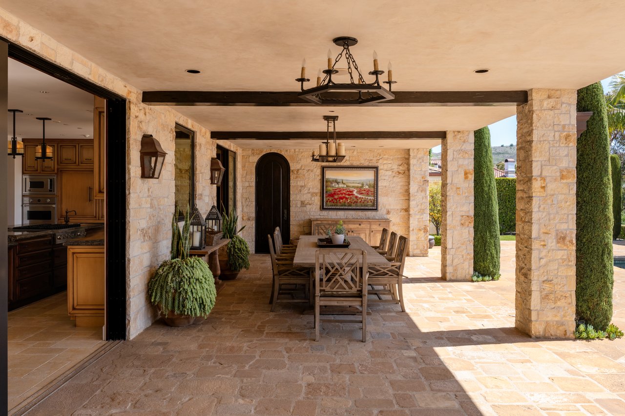 28481 Avenida La Mancha