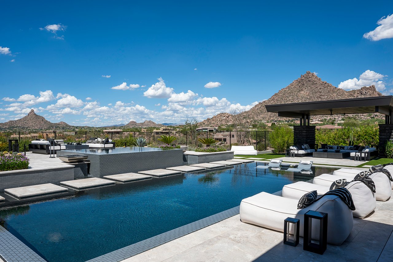 10784 E PINNACLE PEAK Road