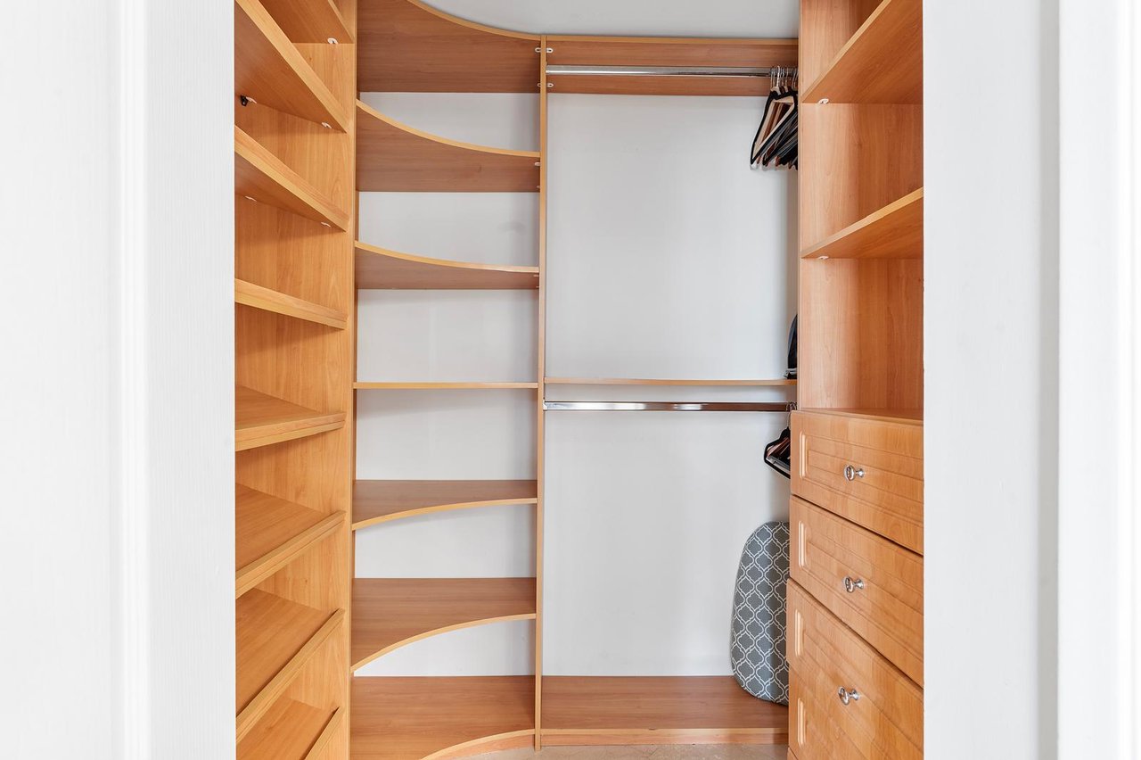 King David Short-Term Rental | Prime Location