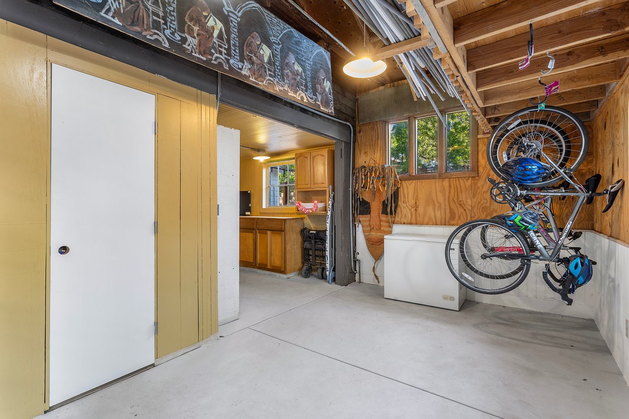 14275 Saratoga Ave, Saratoga