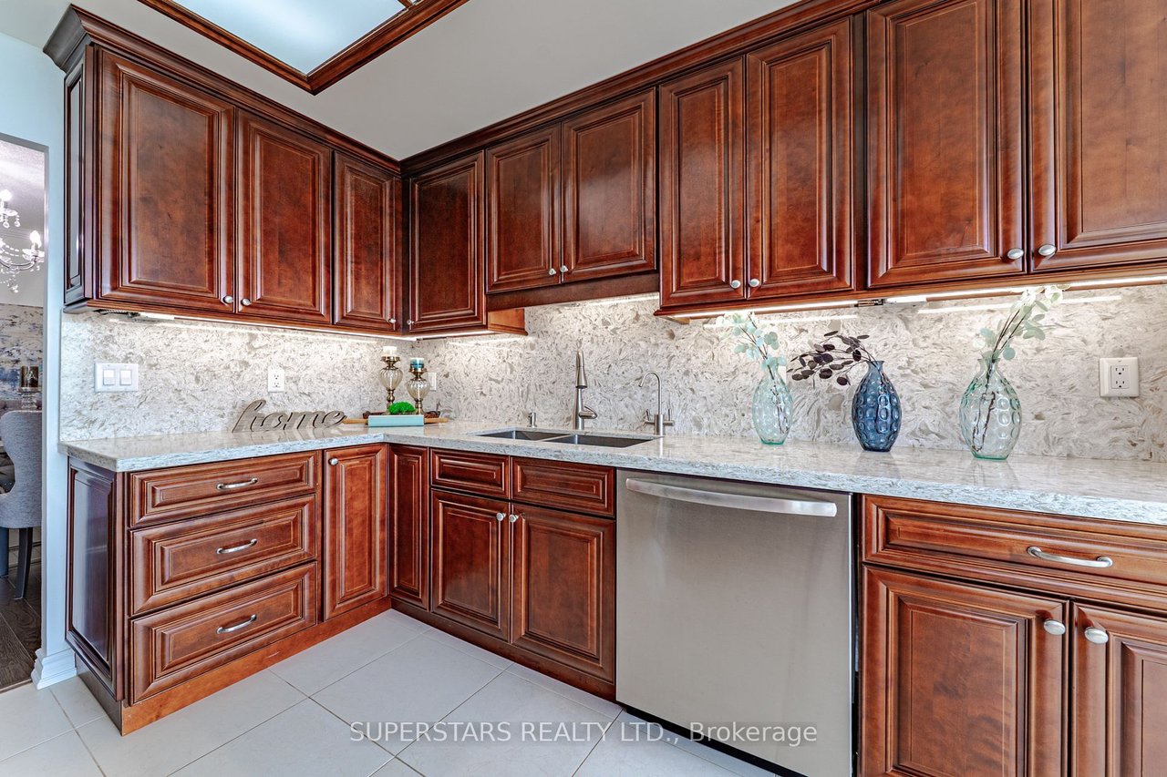 LUXURY WITH KILLER VIEWS