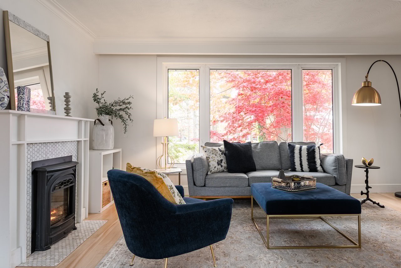 Central Oakville Bungalow