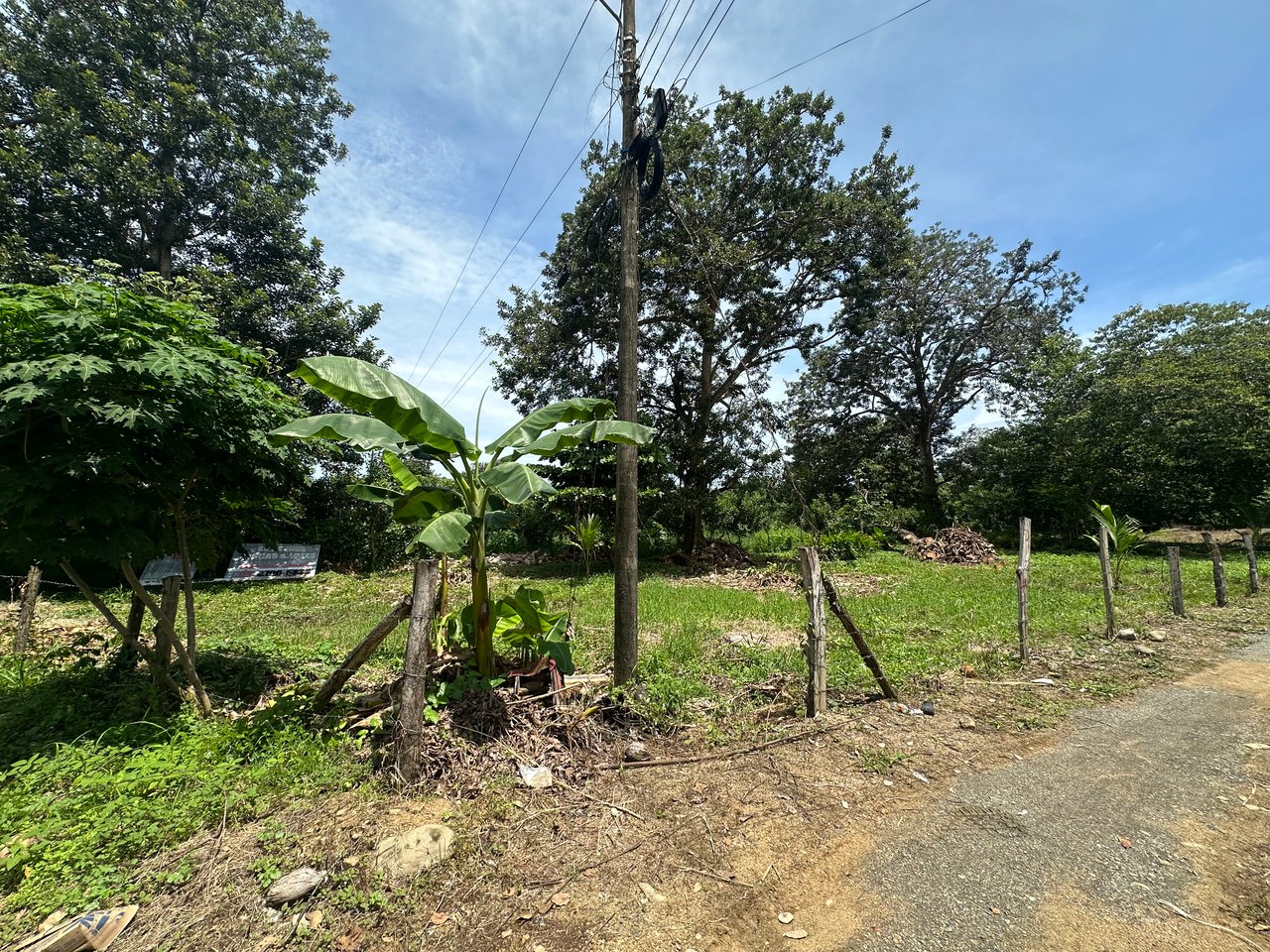 Prime Lot Just 350 Meters from Matapalo Beach – Ideal for Commercial or Residential Development
