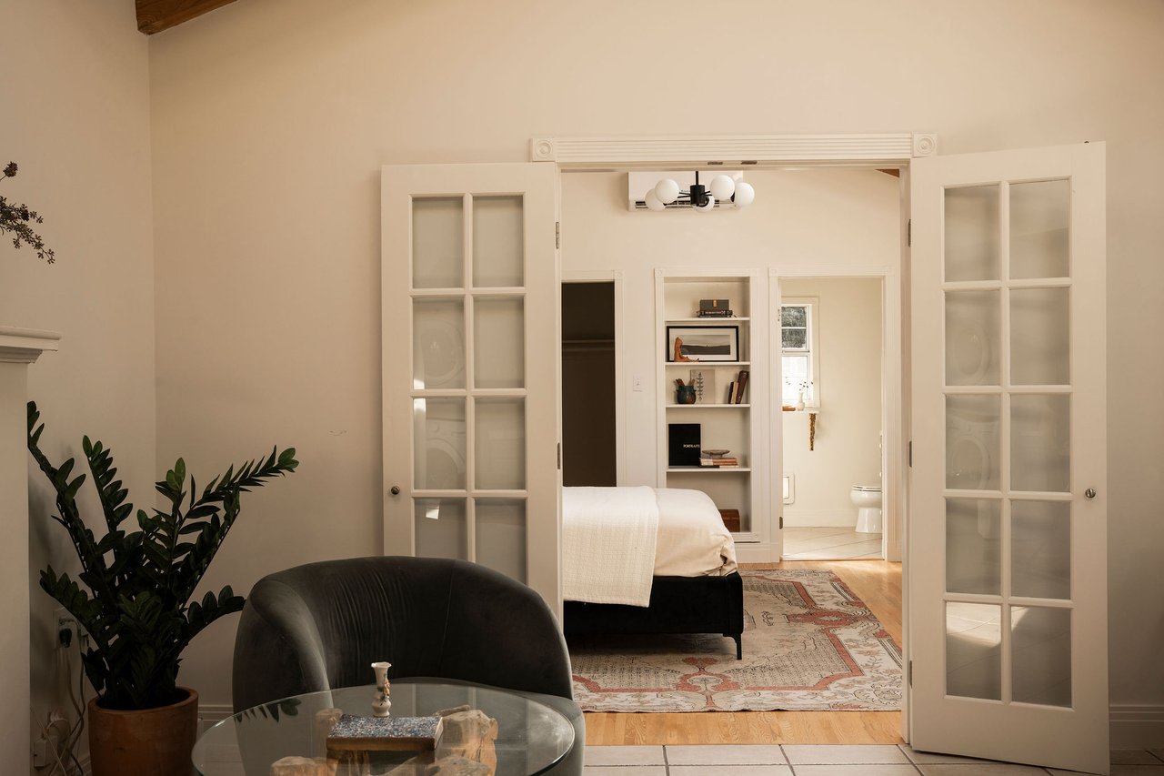 3895 Fredonia in Studio City