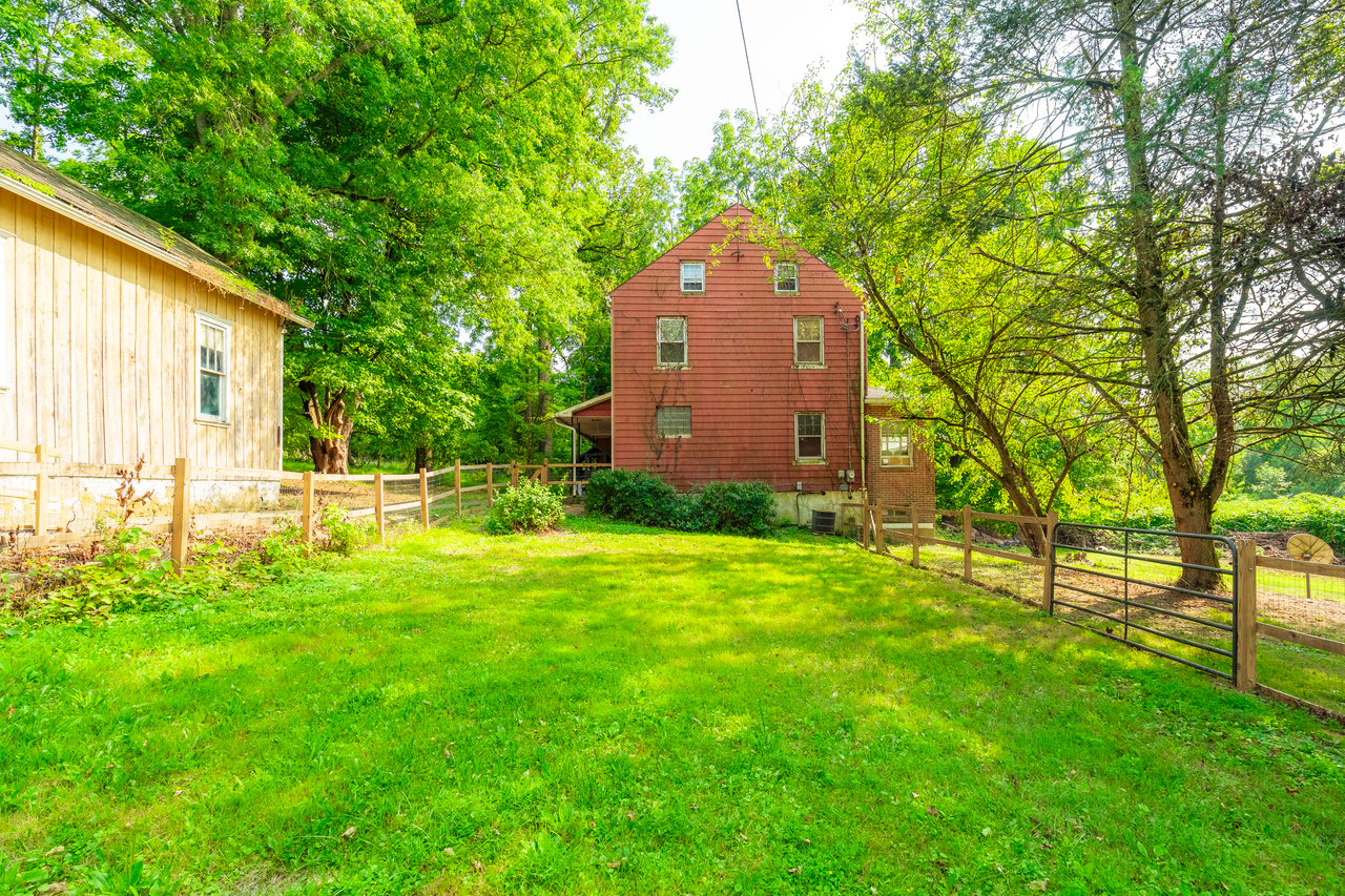 3808 Kozy Korner Road