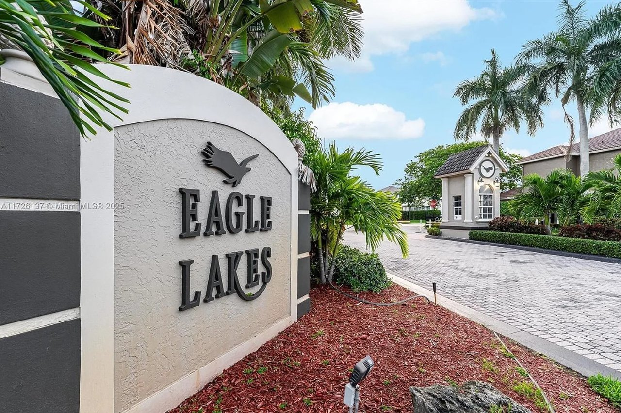 2561 NW 123rd Ter, Coral Springs, FL