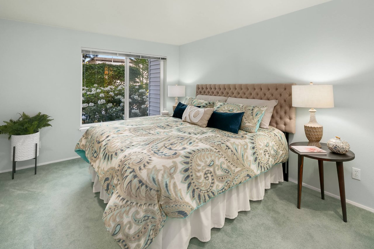 2125 California Ave SW, #202