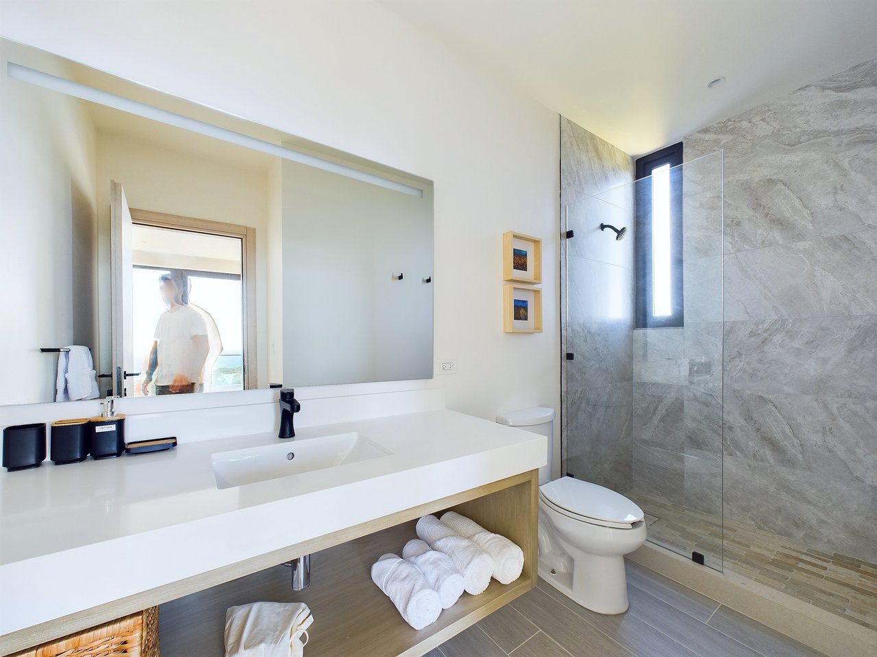 Arihini 502, West Bay