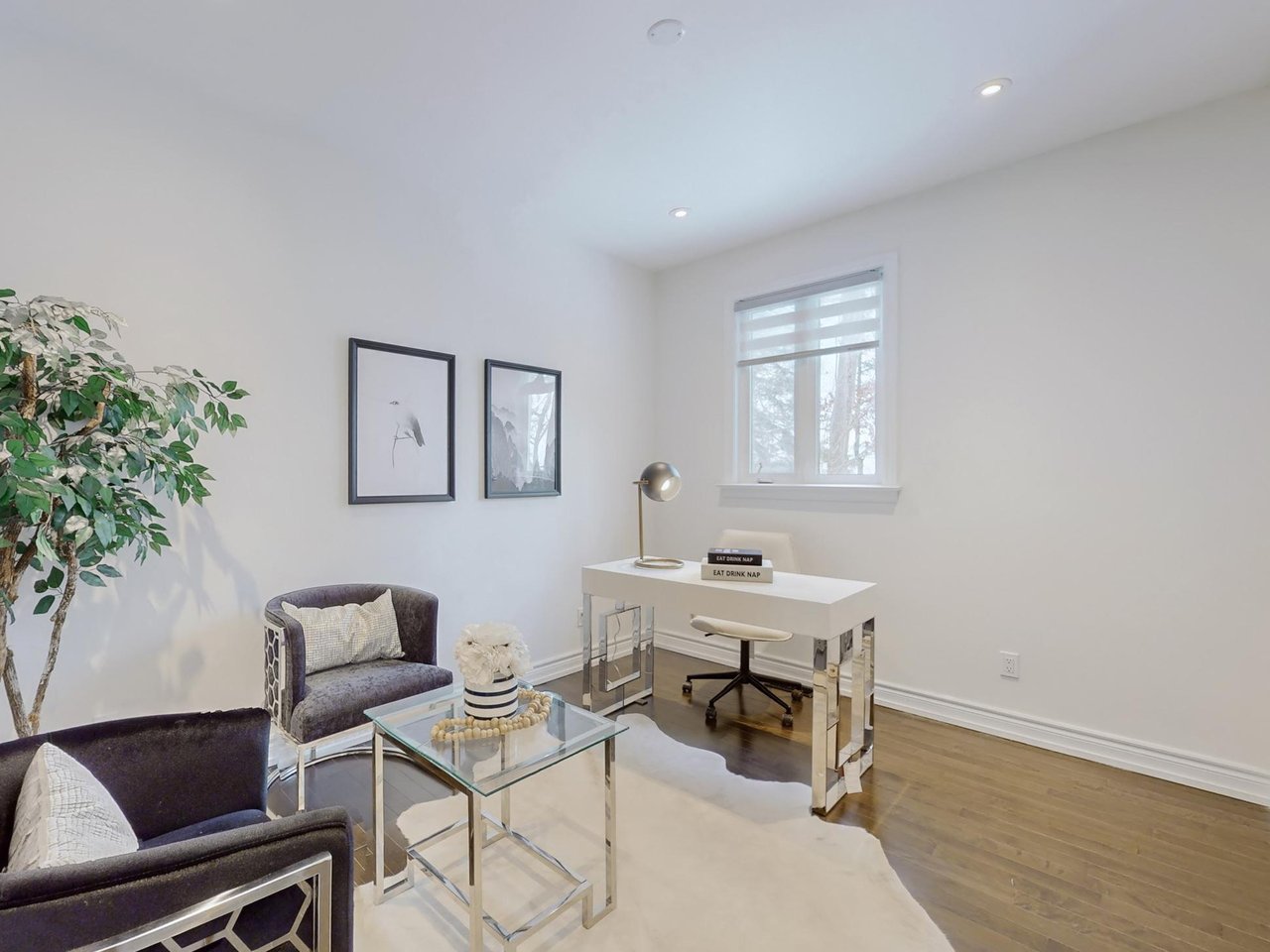 60 Inverlochy Blvd Unit: 1105