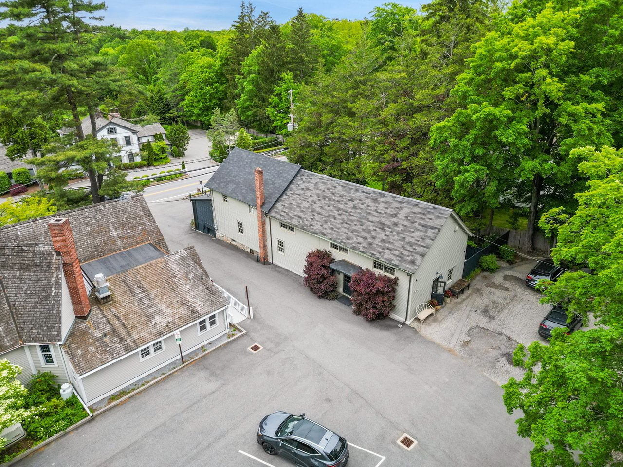 259 Westchester Avenue