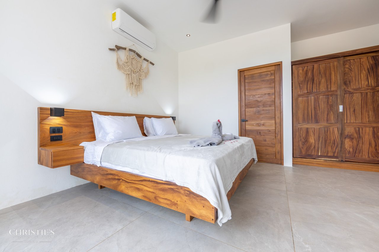 Casa Baula - Steps to the surf in Playa Grande 
