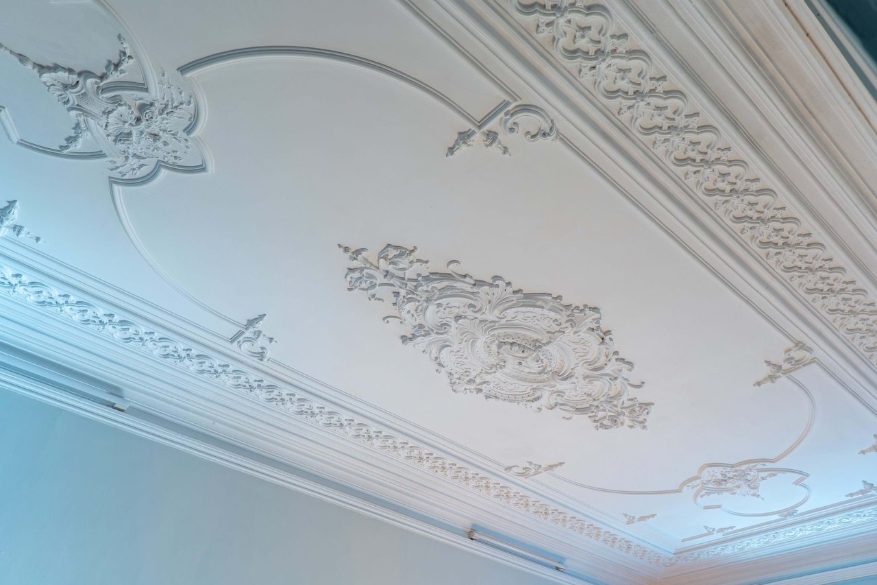 Historic Home for Restoration in Matosinhos, Porto – Prime Coastal Investment Opportunity