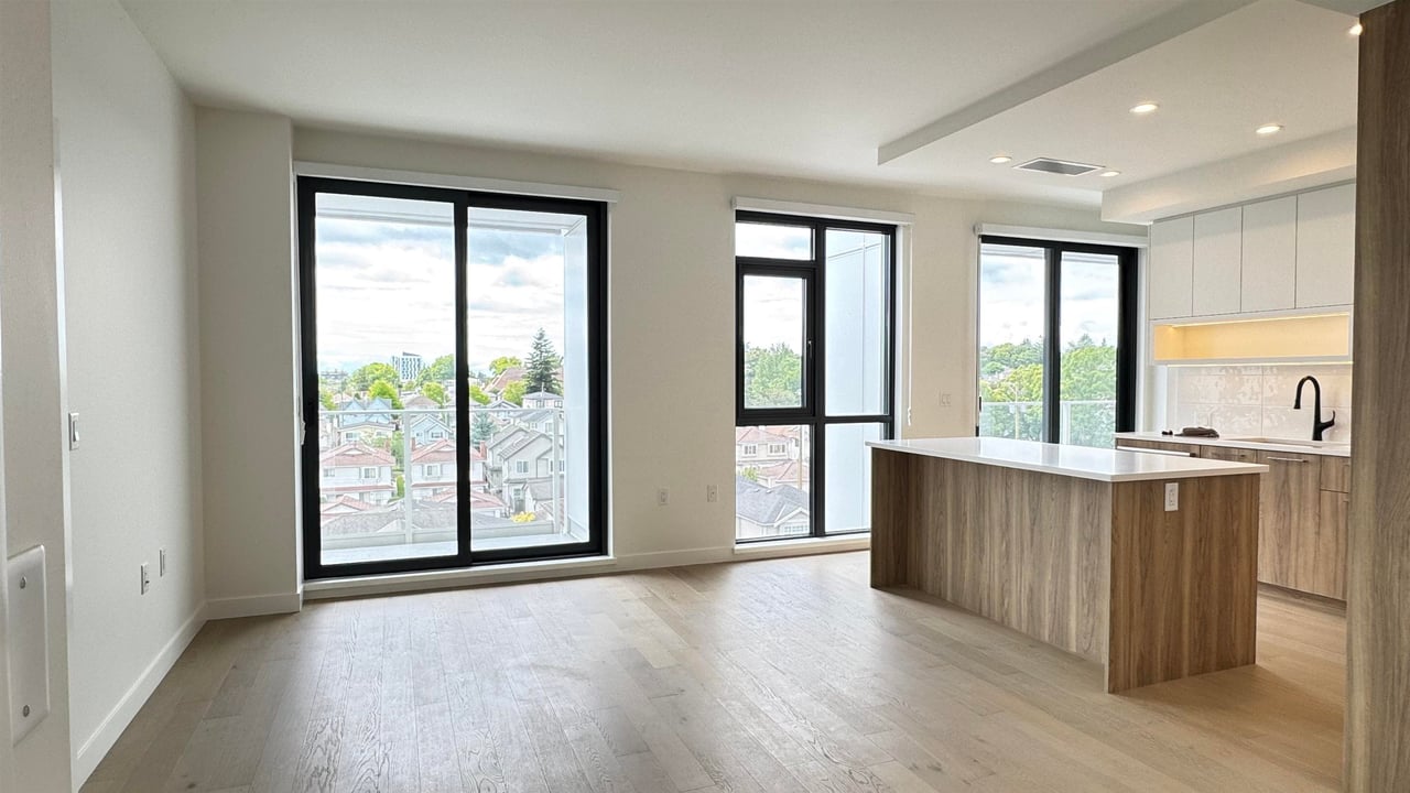 Ortus by AB Wall