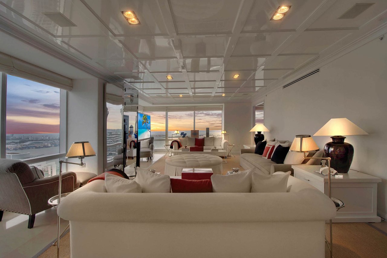 1425 Brickell Avenue Unit: 58E