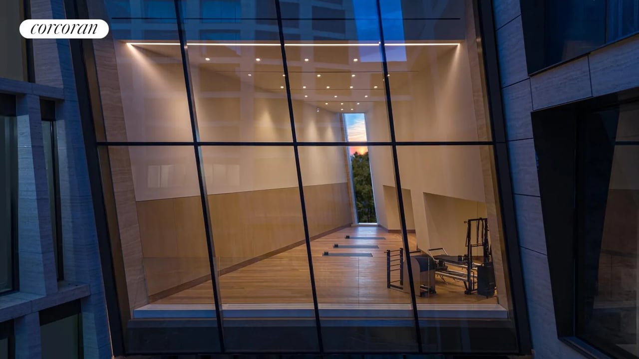 500 West 18th Street, WEST_21D