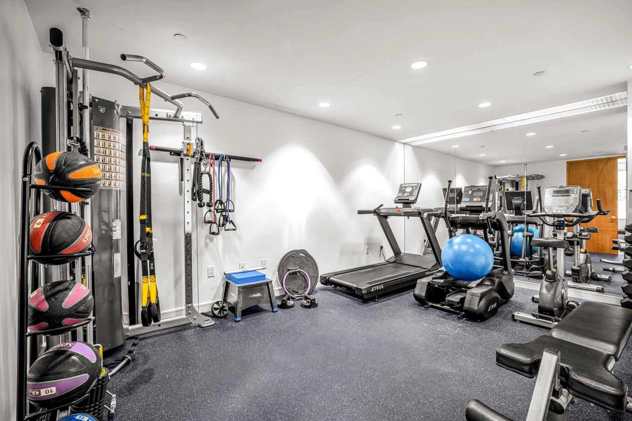 8 Union Square South