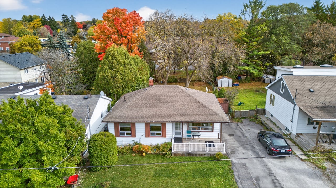 275 Maple Street, Newmarket