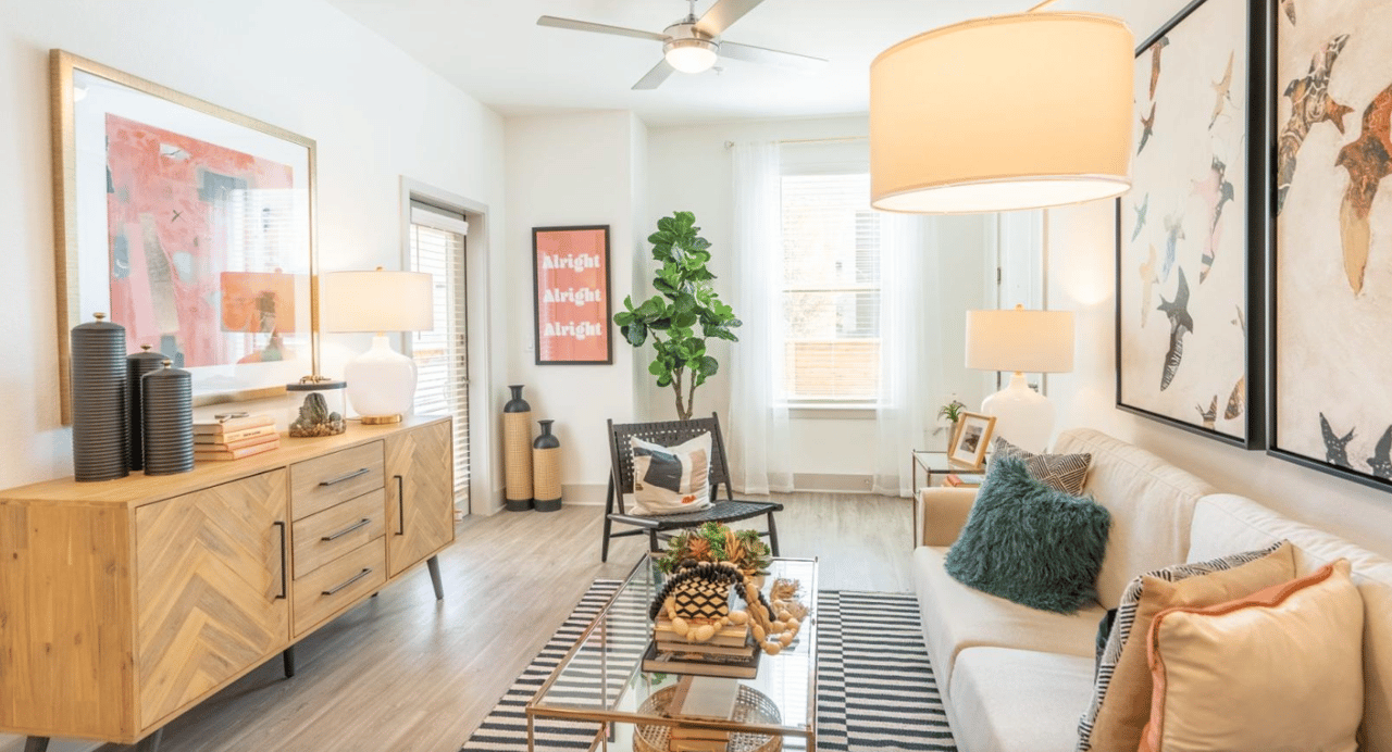 Look & Lease Today! Enjoy up to 14 Weeks Free!!