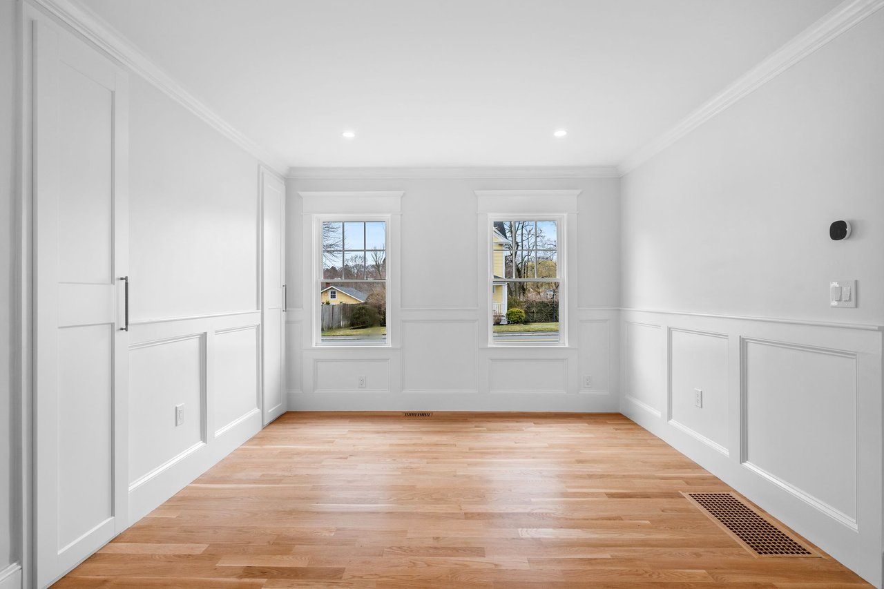 36 Rockaway Ave