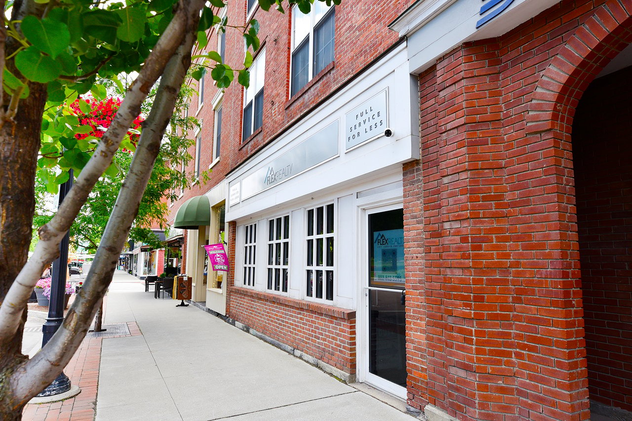 Flex Realty St. Albans