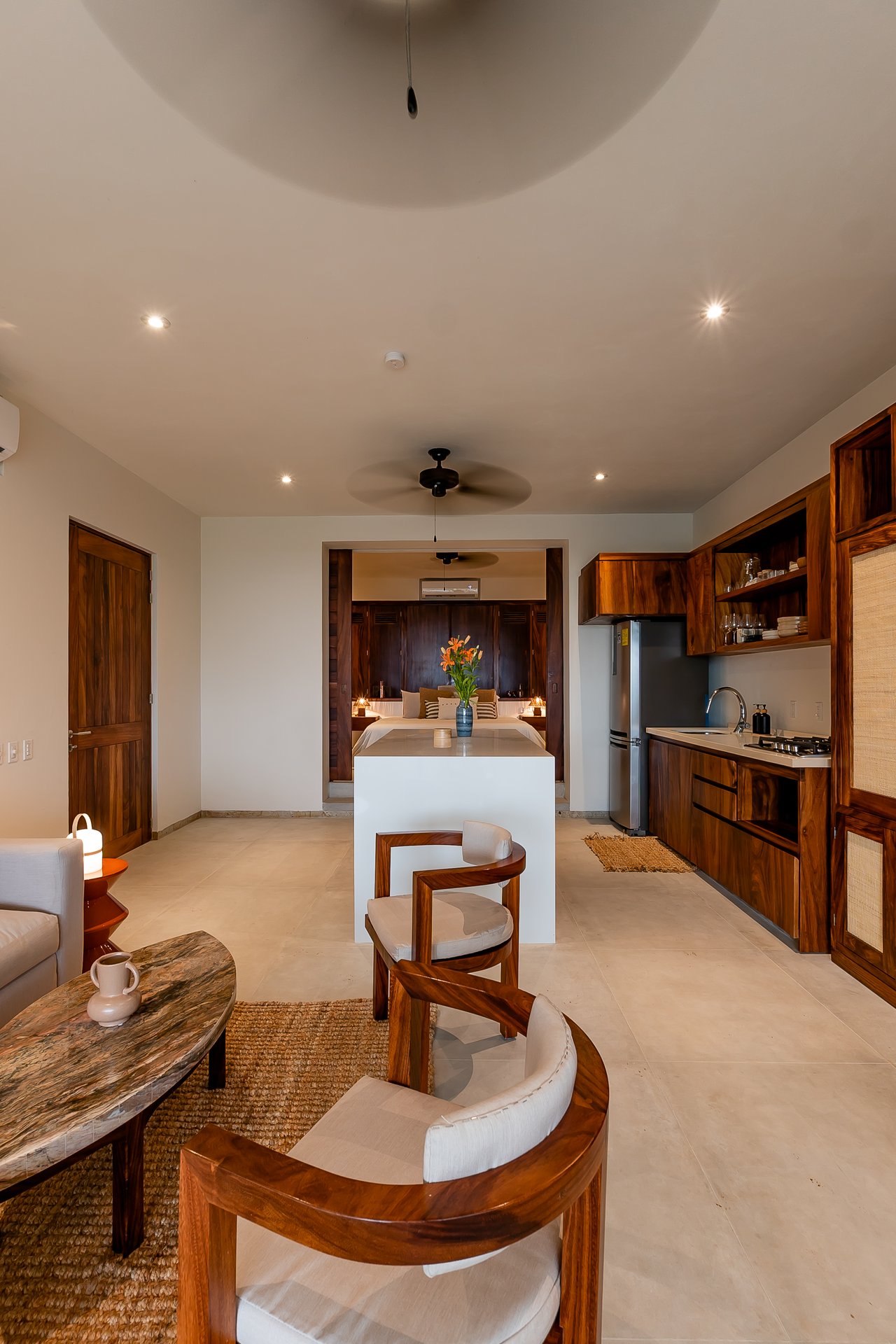 Marea Beachfront Villas H44