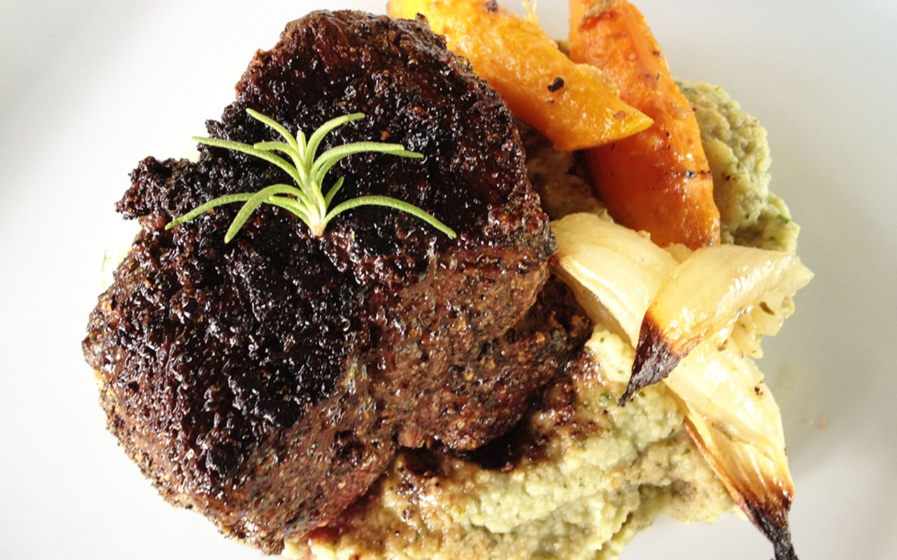 Steakhouse Steaks-Roquefort Sauce