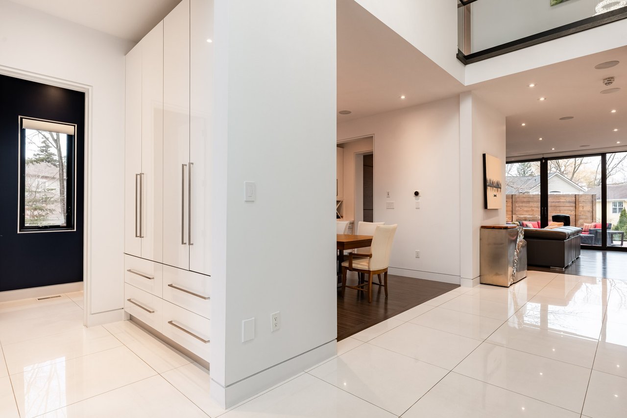 Modern & Contemporary Masterpiece