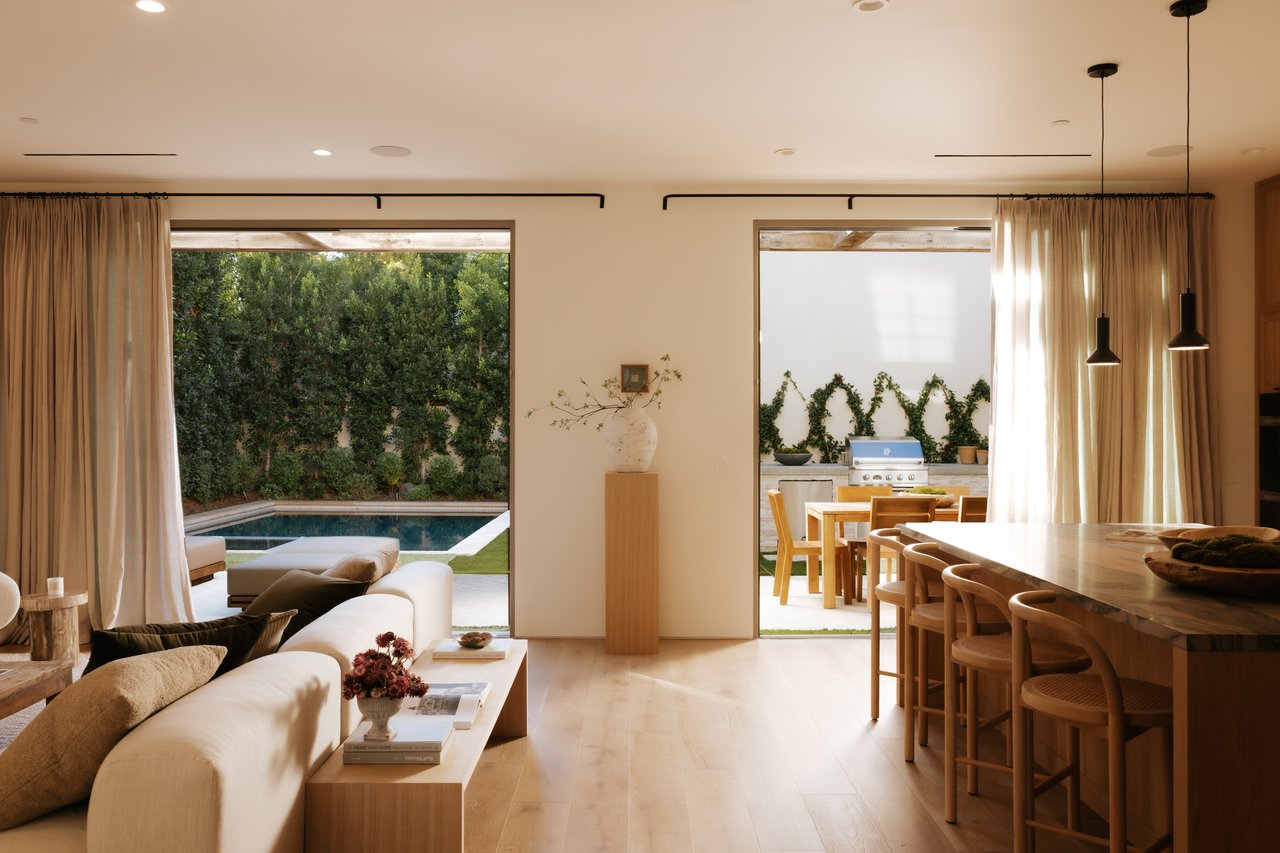 4209 Vantage Ave, Studio City