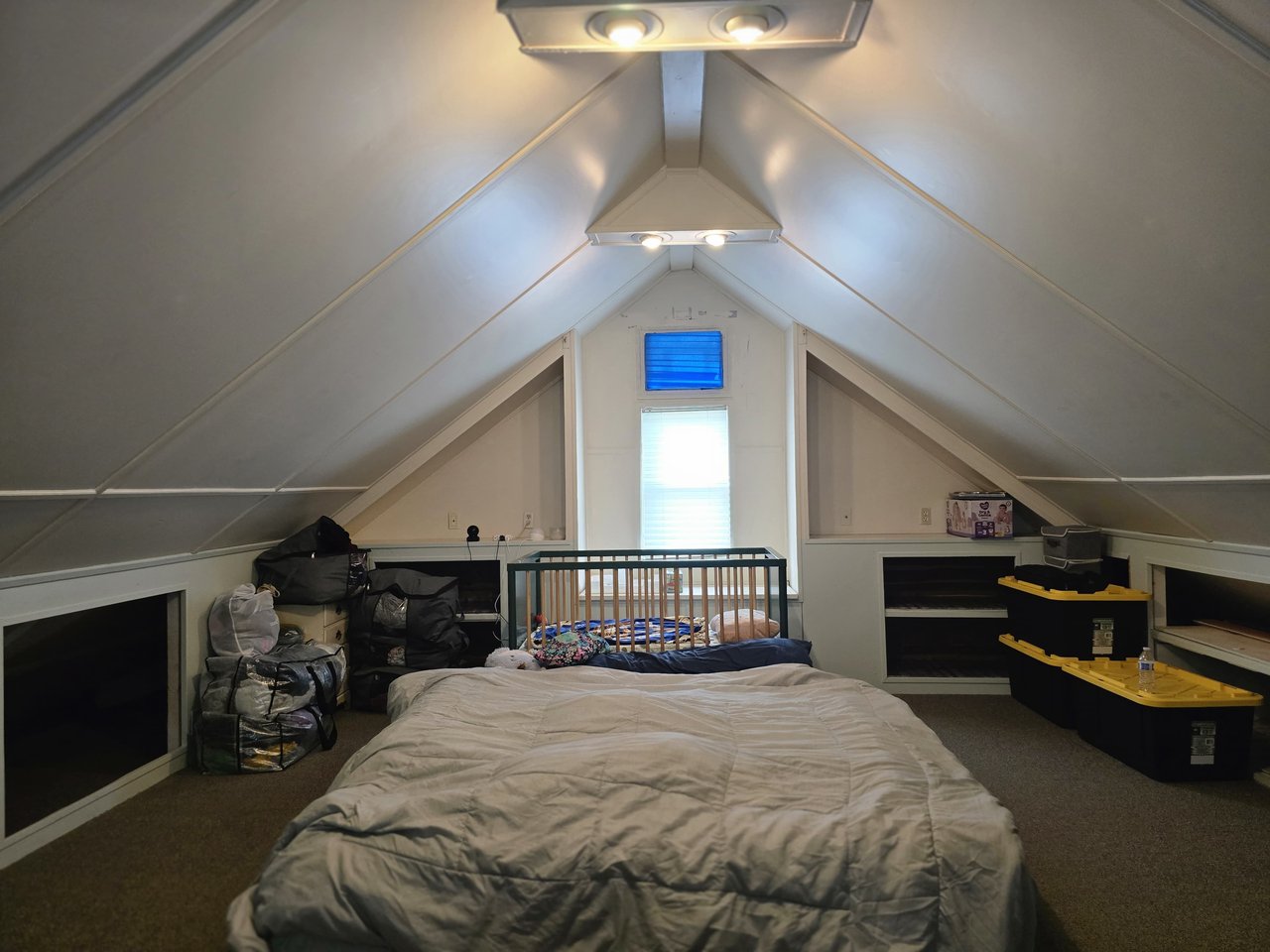 Single Family House at 6 West Couch Street in Norwalk