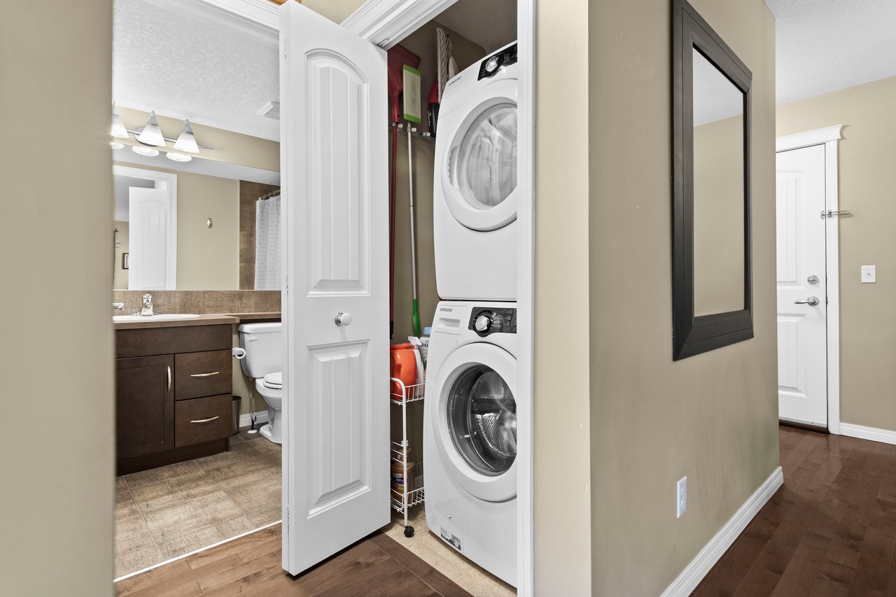 10 Country Village Park NE Unit: 3314