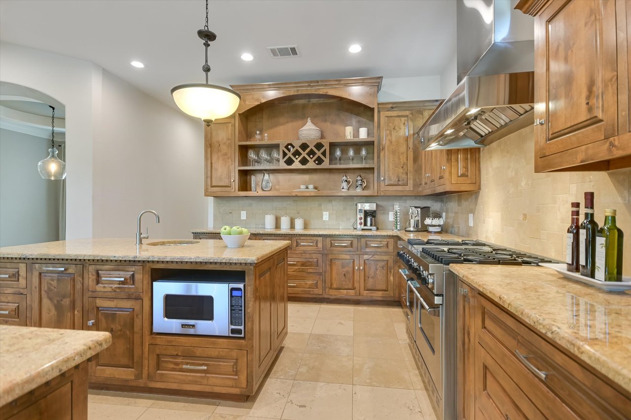 5711 Pool Canyon CV
