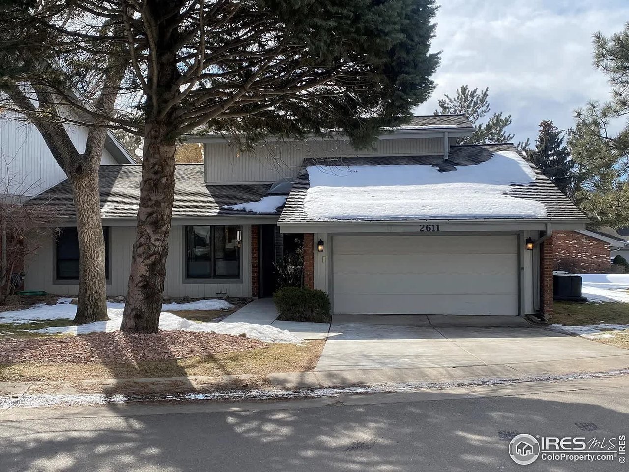 2611 S Wadsworth Cir #3