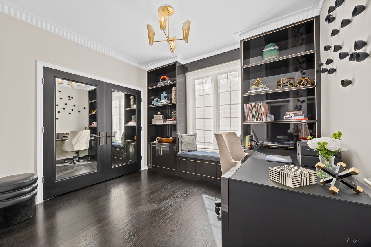 1950 Elmore Ave, Downers Grove