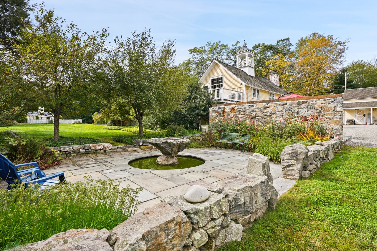 333 Hook Road