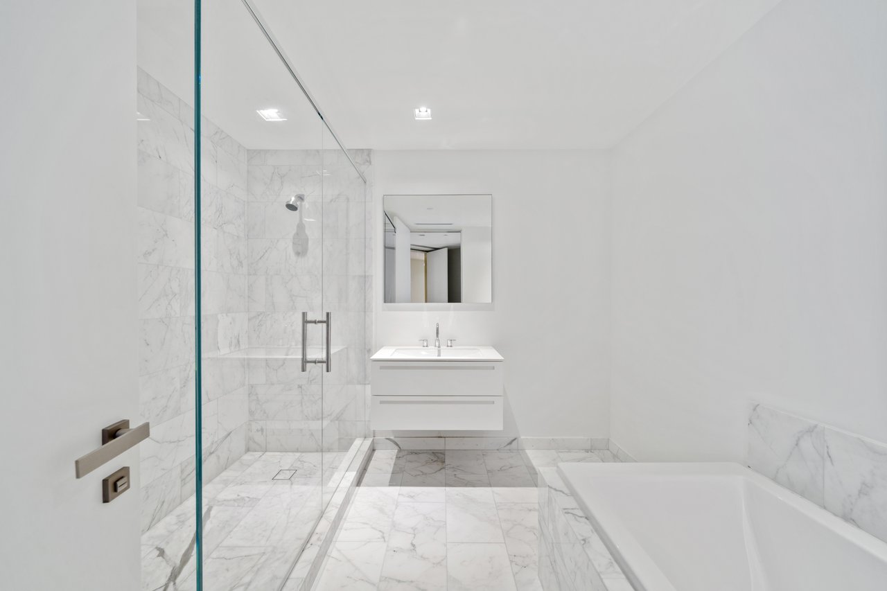 Palazzo Del Sol 7043