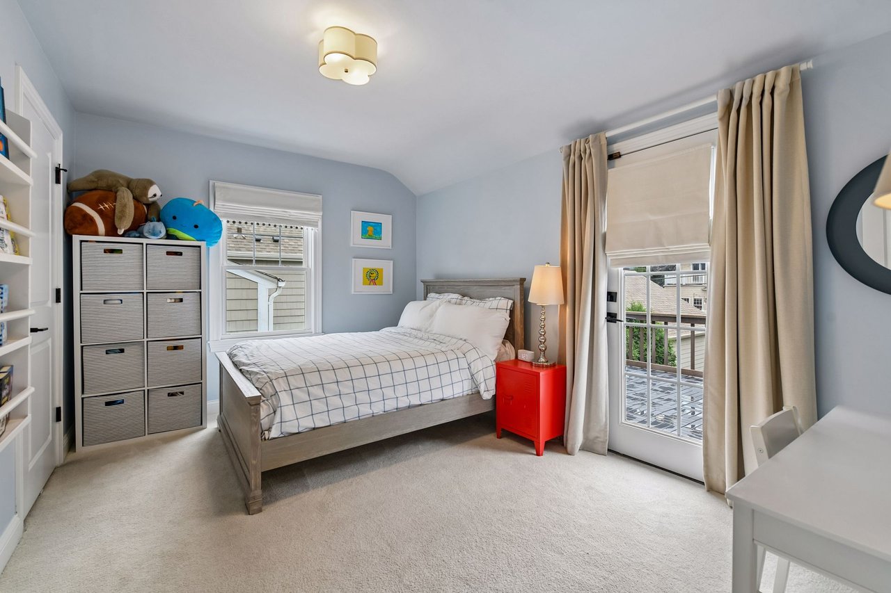 5412 Kellogg Ave, Edina