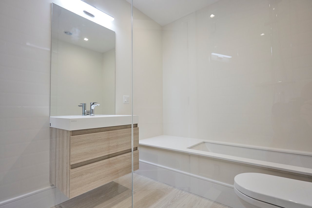 11 Wake Robin Road
