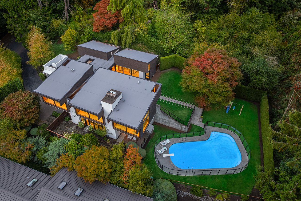 4343 W McLaren Street