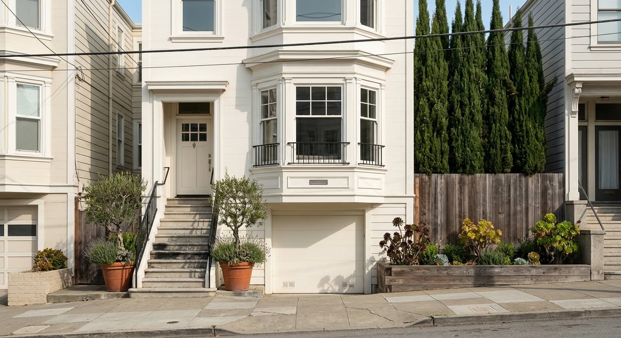 Russian Hill’s Views, Architecture, And Everyday Rhythm