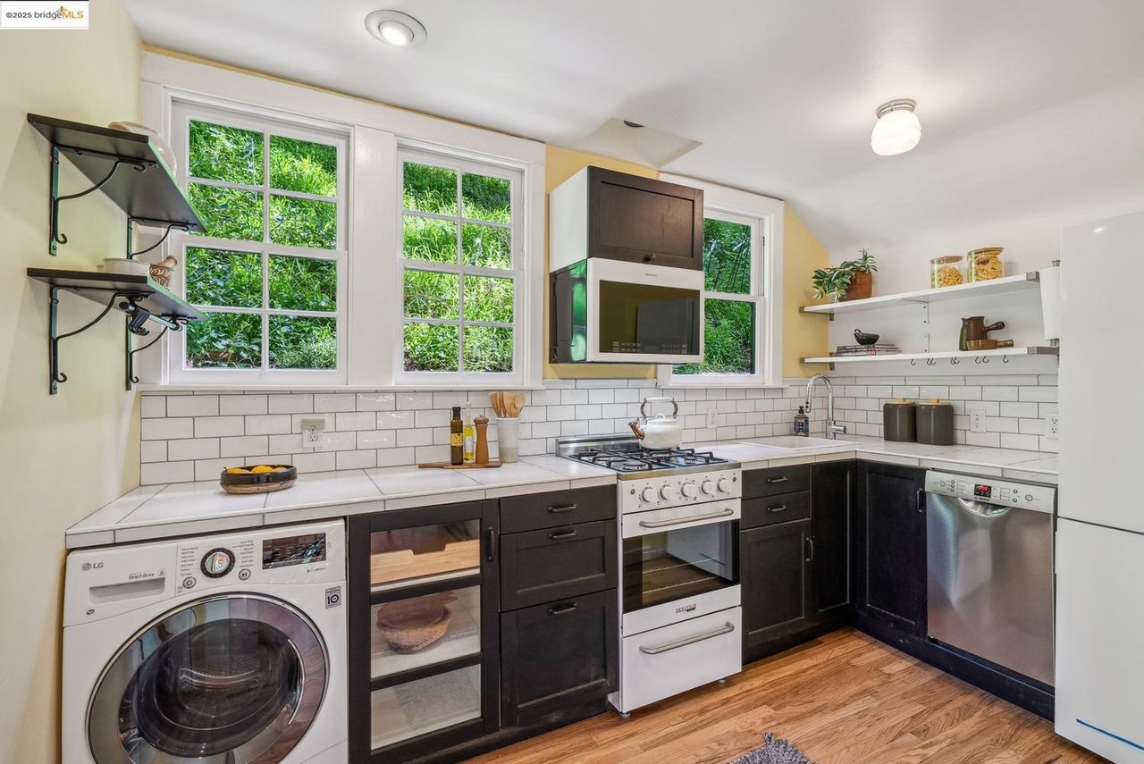 159 Tamalpais Rd