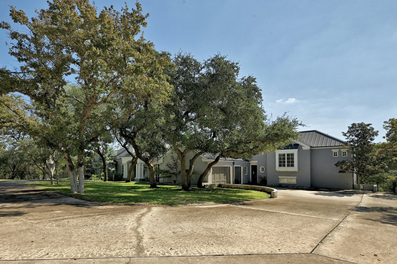 Coming Soon in Barton Creek!