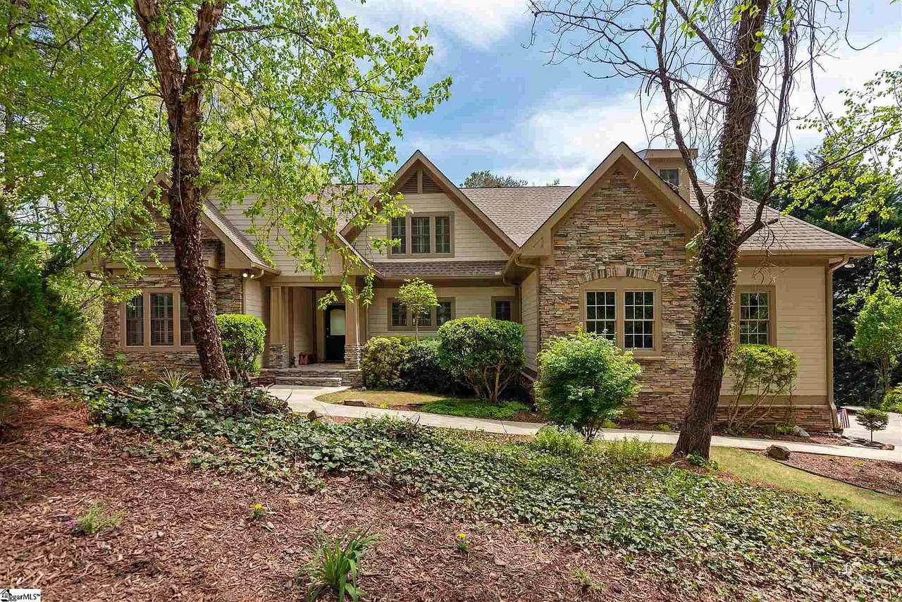 320 MOUNTAIN SUMMIT RD