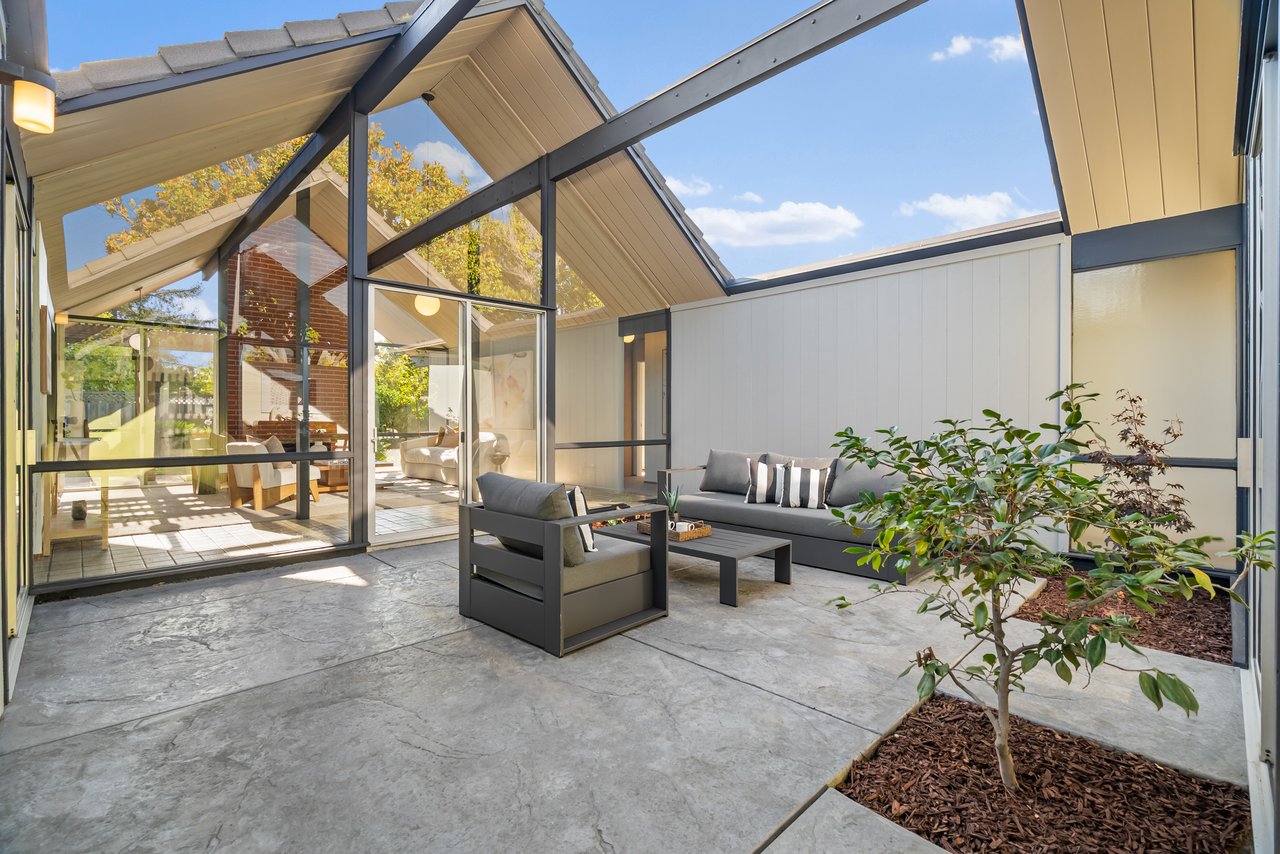 1339 Lennox Way